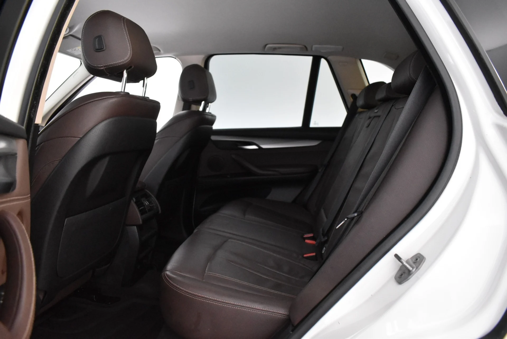 Car Image - 1neuPDgB5Fj7fhp0AASmiM