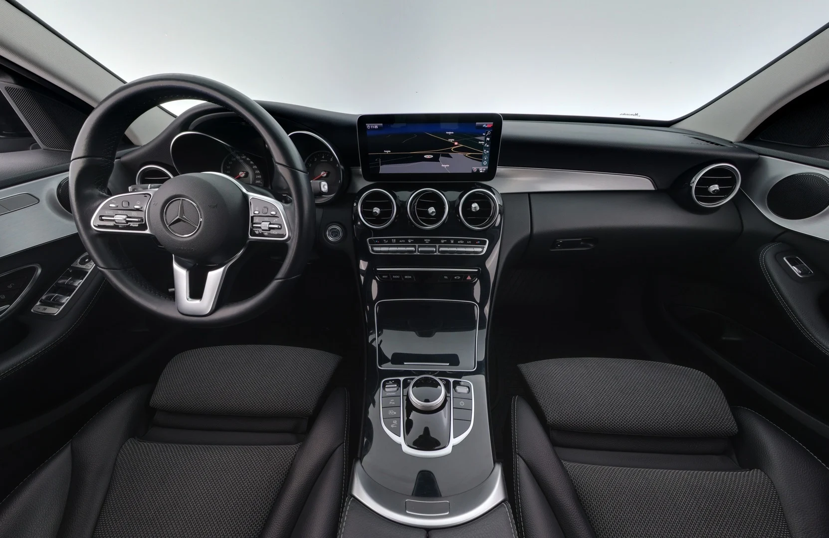 Car Image - 43f43dLUbCzLxHLRboyC0X