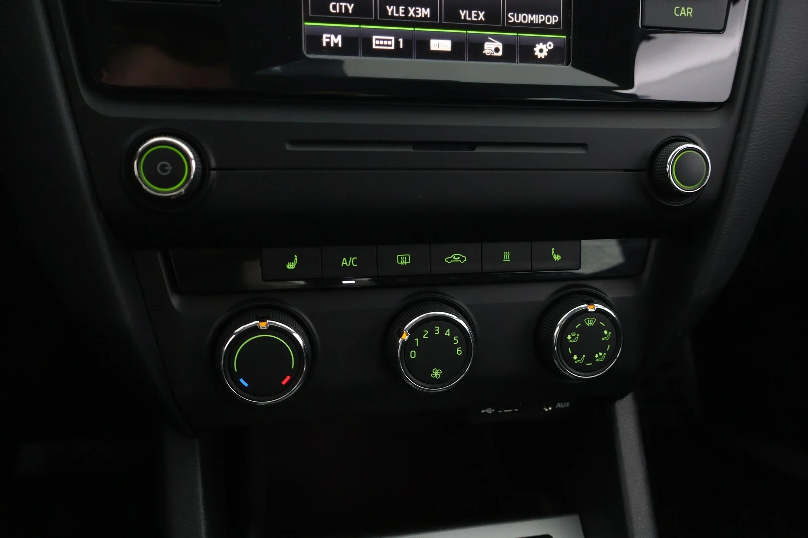 Car Image - 4mMU677XFS0Xh9MYCyPofk