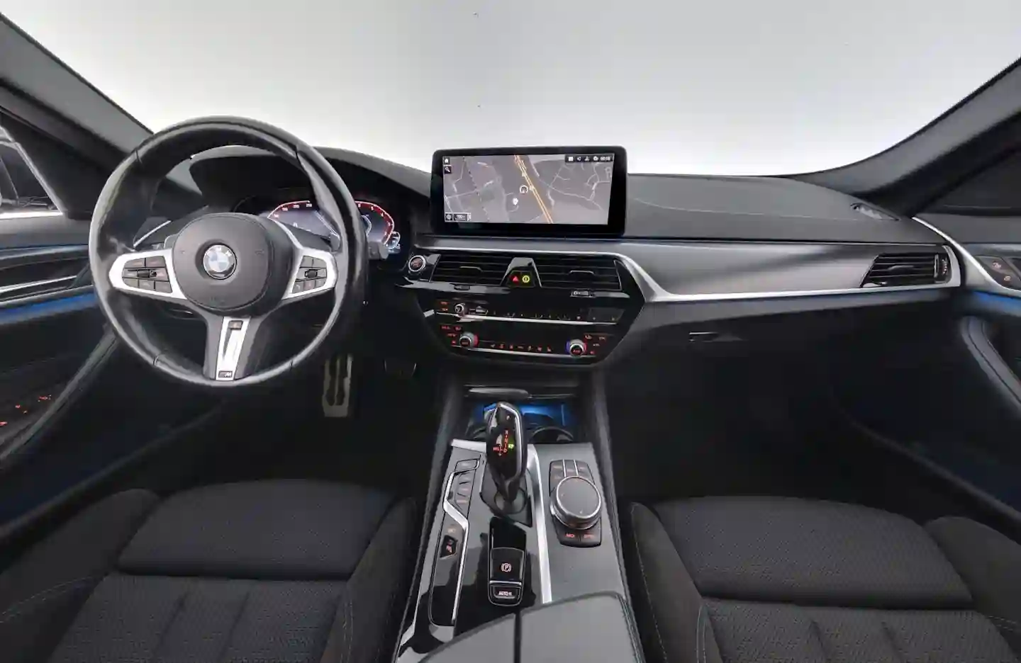 Car Image - 2o1gCc1g2a1InX1EMw4ngK