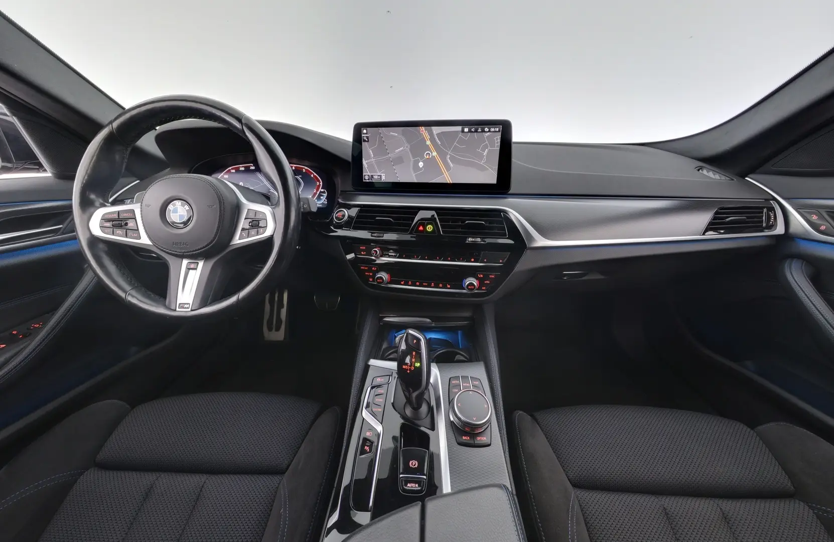 Car Image - 2o1gCc1g2a1InX1EMw4ngK