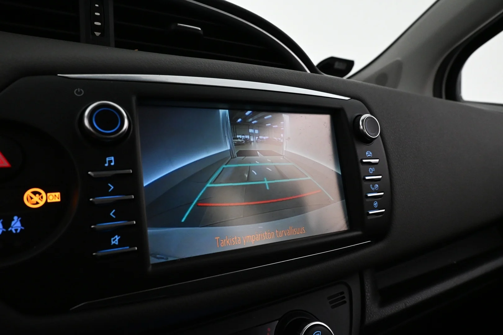 Car Image - 5UKydLYdKFSjRobjT9AKn1