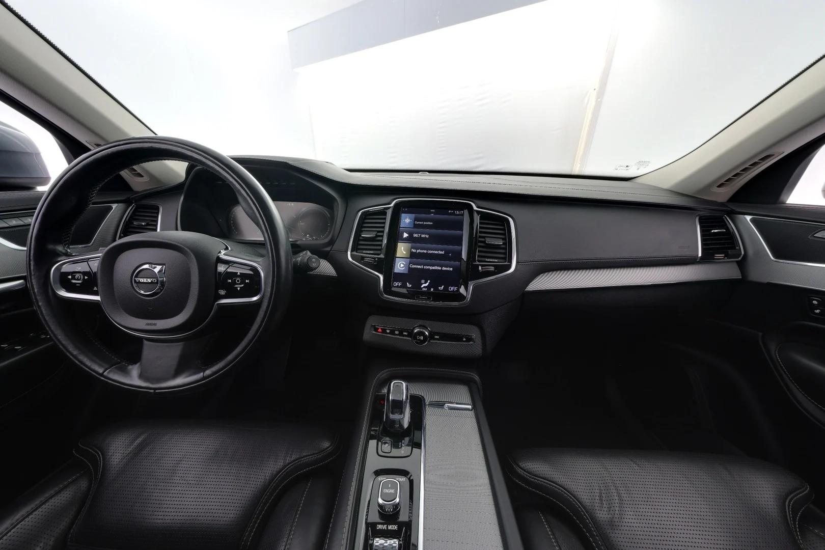 Car Image - 1oOsdNVRe30pIf3Ej4GkIX