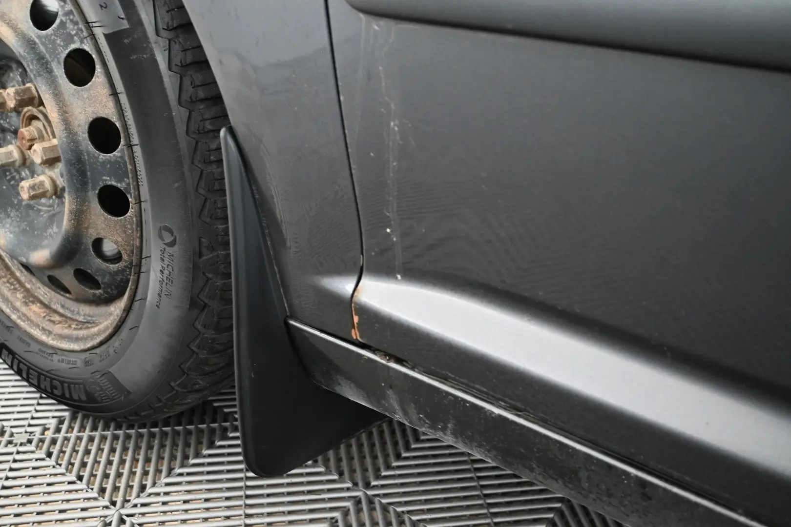 Car Image - 2VdgMqEeawTsOW8UxxcT8Y