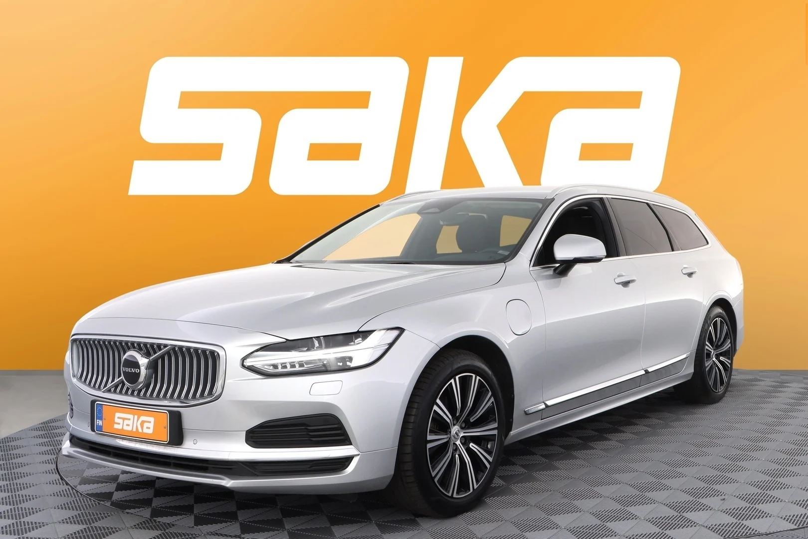 Car Image - 4naBzH1MrCn2zERTGVyjVO