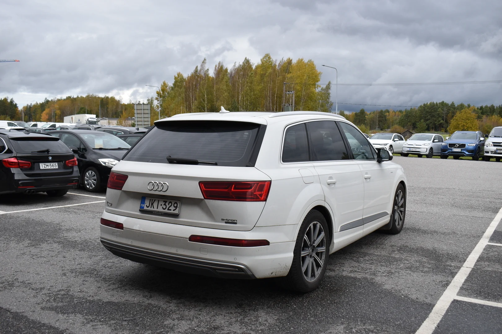 Car Image - 4gpUuEvErshLpUKHn3zJel