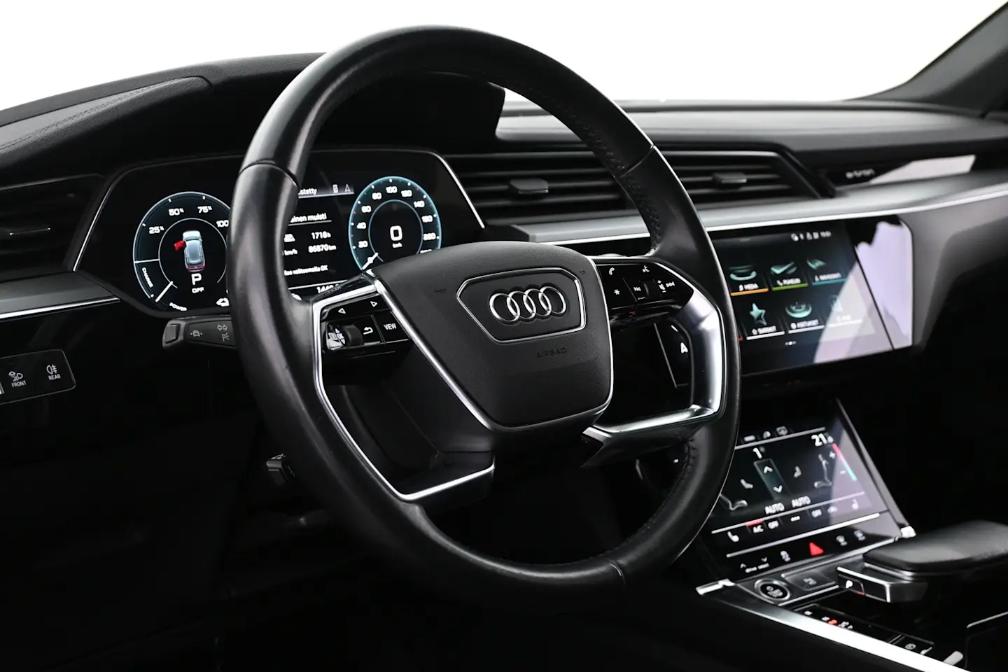 Car Image - 6wRYKQ3FzQ955qGfq9gszX