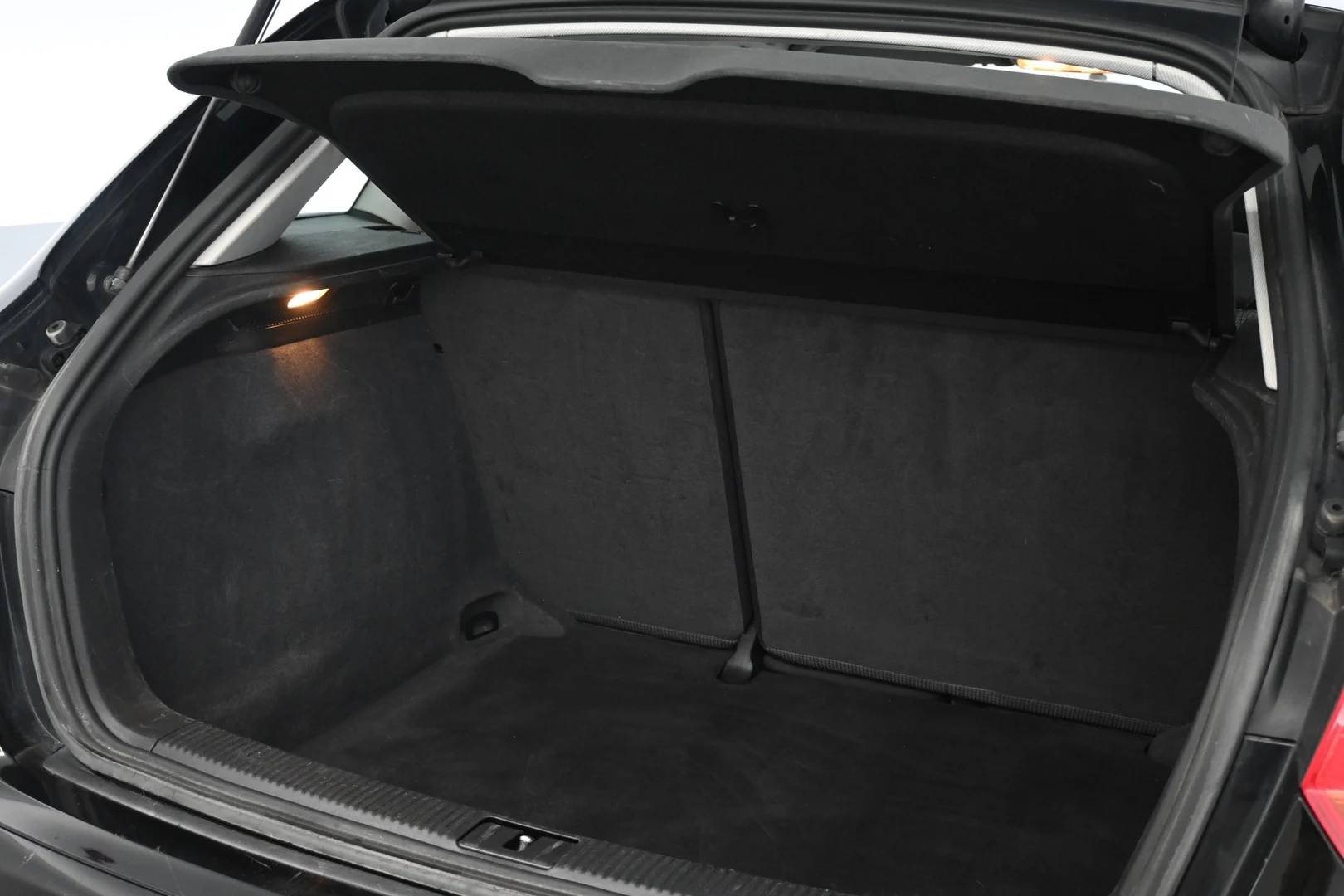Car Image - 1eOZrcYK7CltalaYi1TF6K