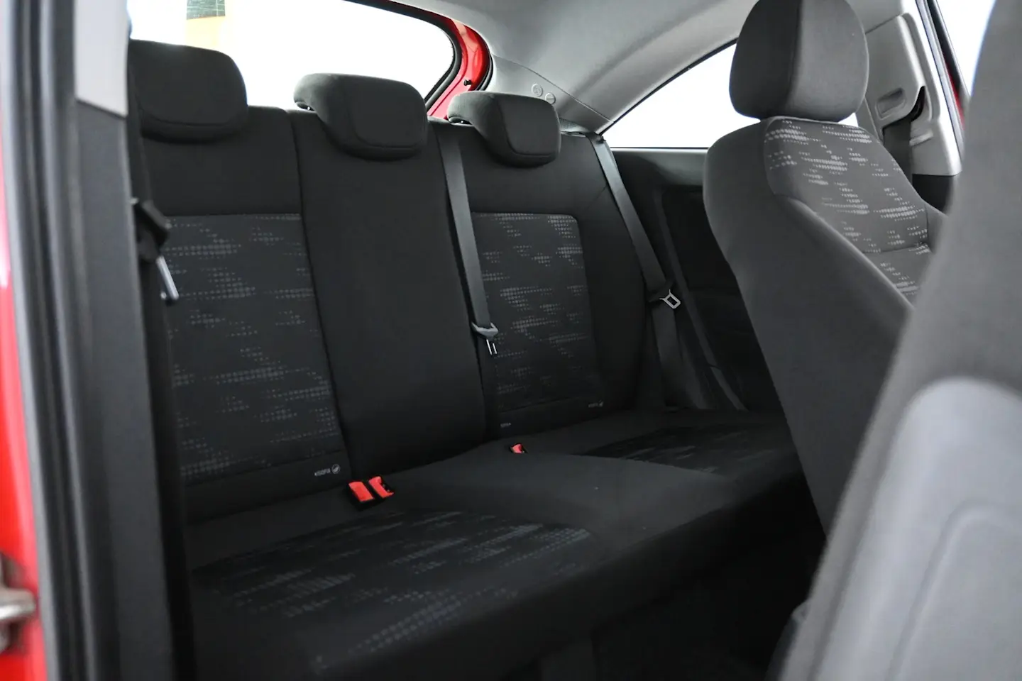 Car Image - 2chwL3wwPUT0tnZfr1Zl1V