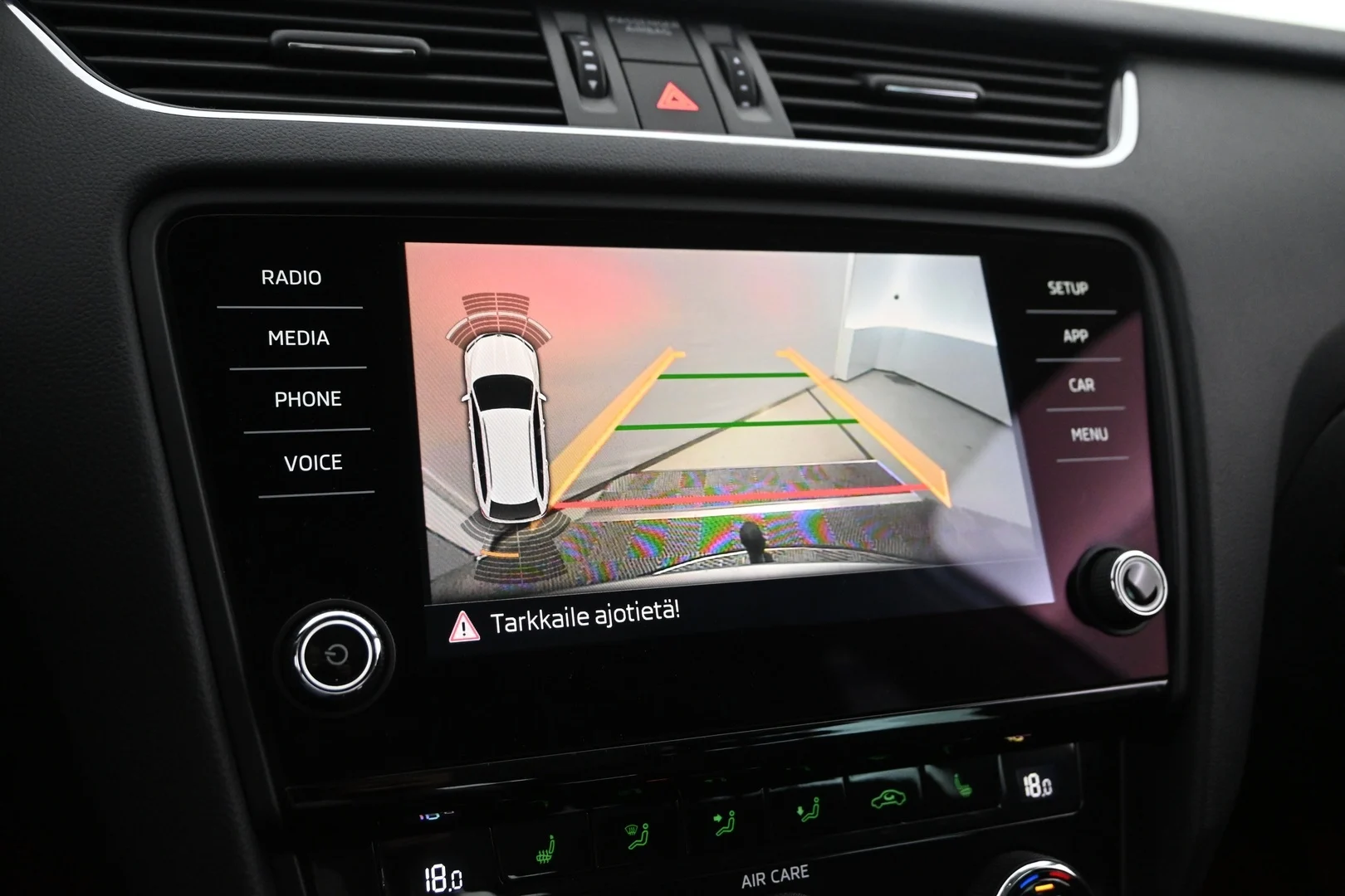 Car Image - 2EAXY62BmJhih89aCnbWM8