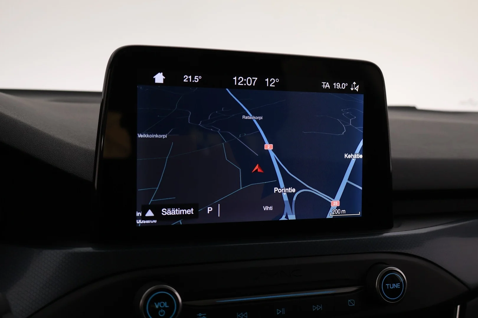 Car Image - 4qaYfWlxET0uqD8QRV9X5N