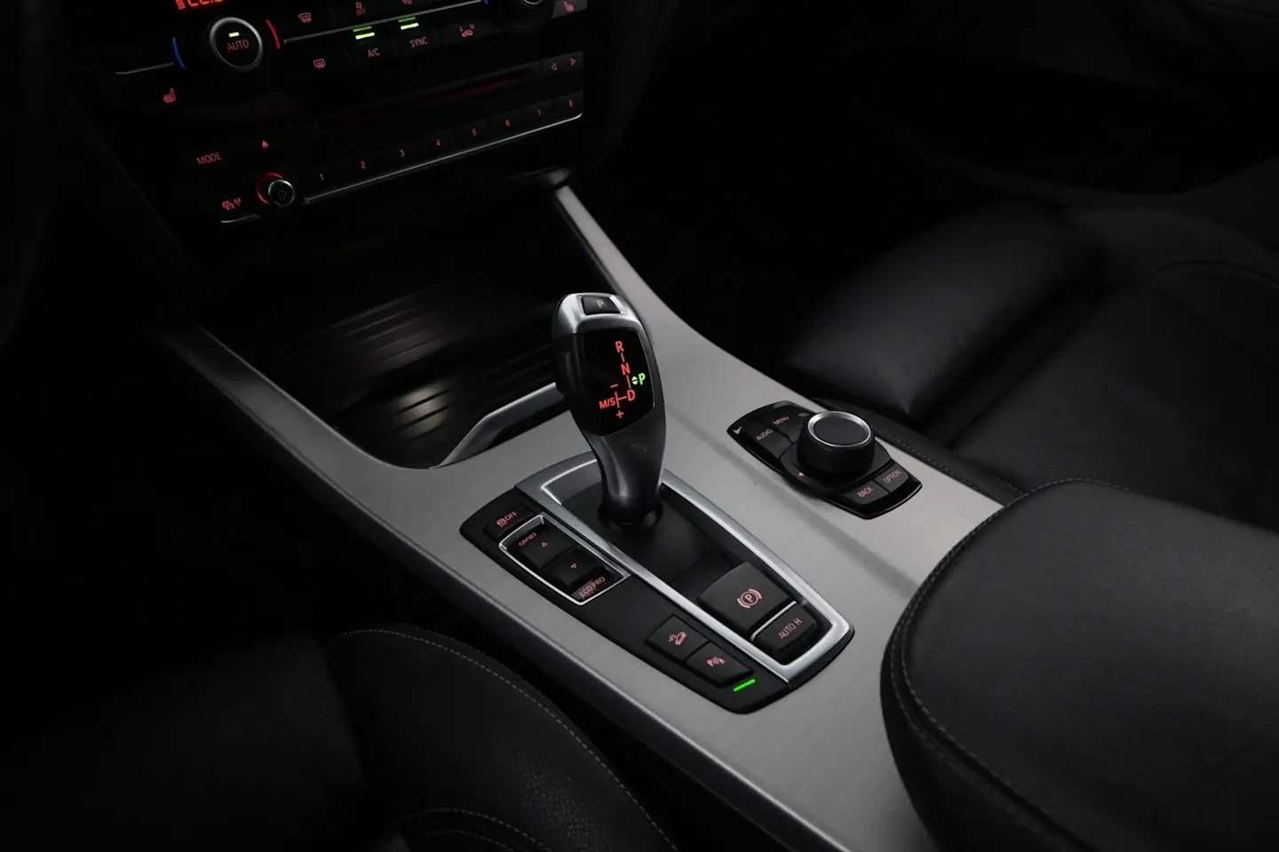 Car Image - jaq1CROSTet8S5oX10YG0