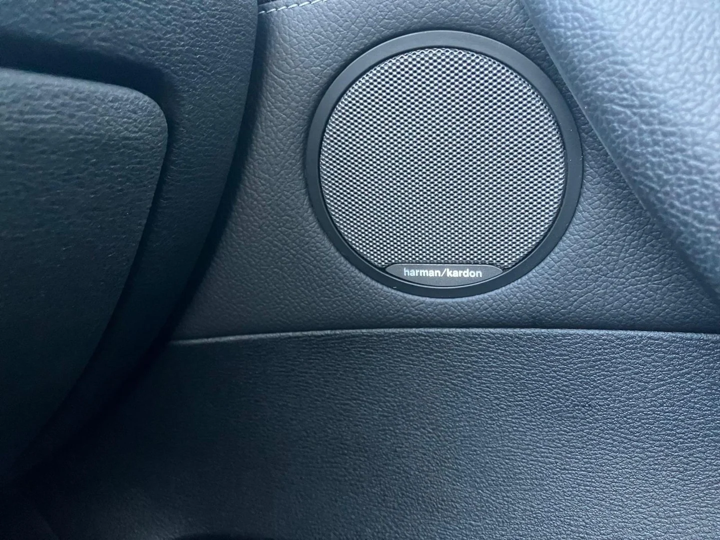 Car Image - 27G5k3ohiBzn4kKbVkIOlv