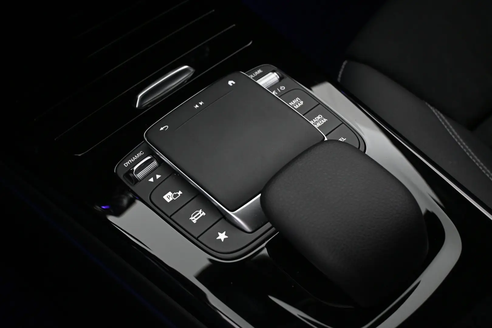 Car Image - 7rHjMQd6D6kDluwDMwBryG