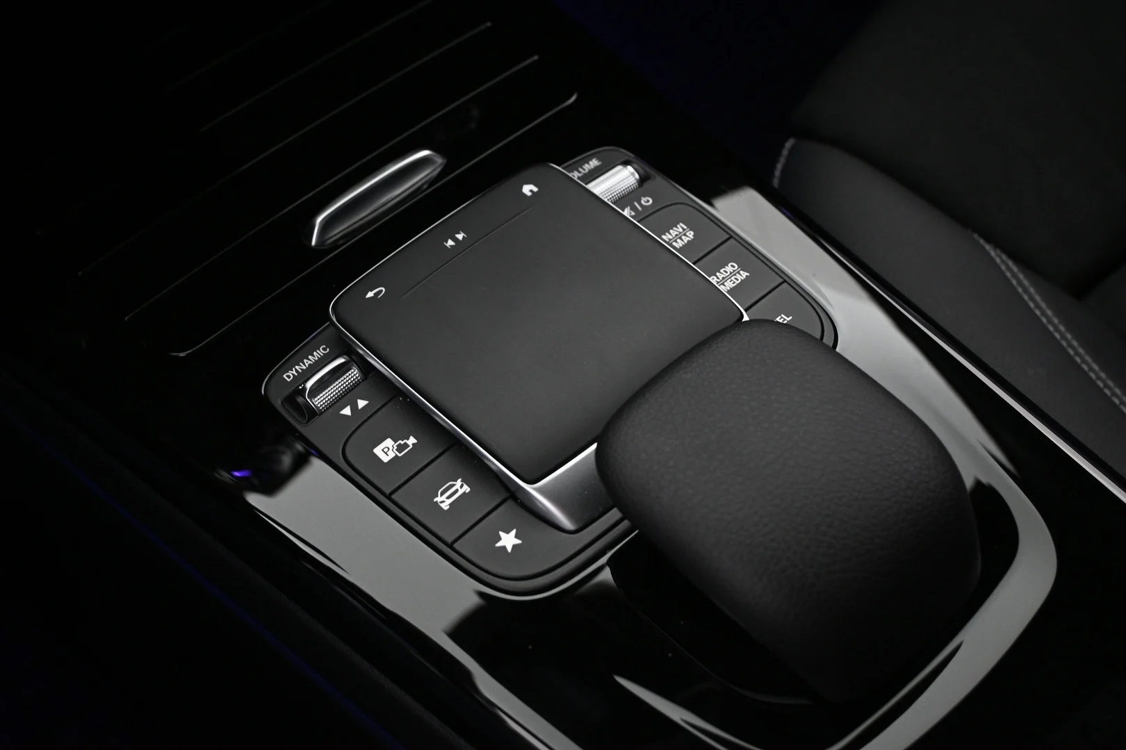 Car Image - 7rHjMQd6D6kDluwDMwBryG