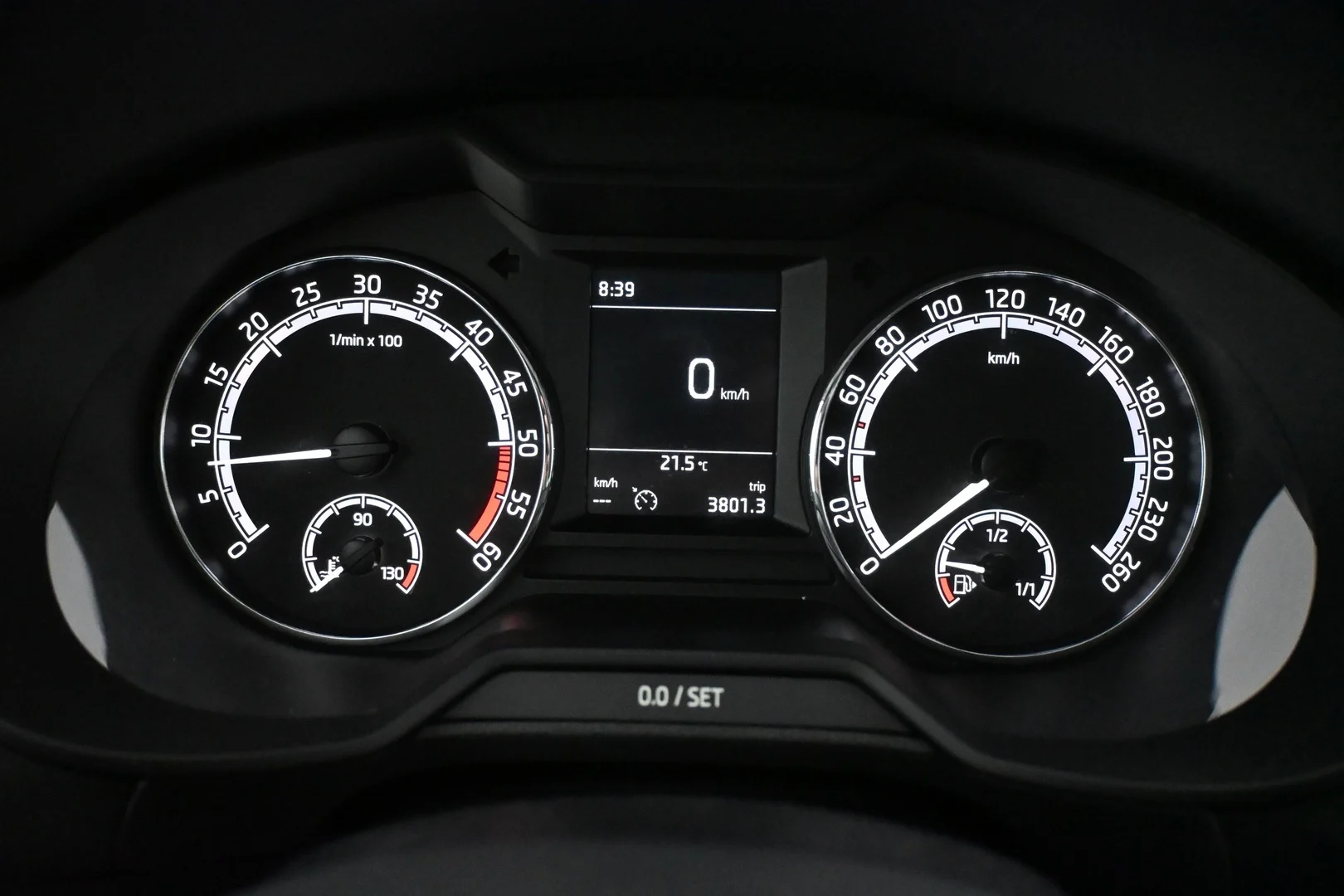 Car Image - 78N75HaQDzLRg2IhdgeUdB