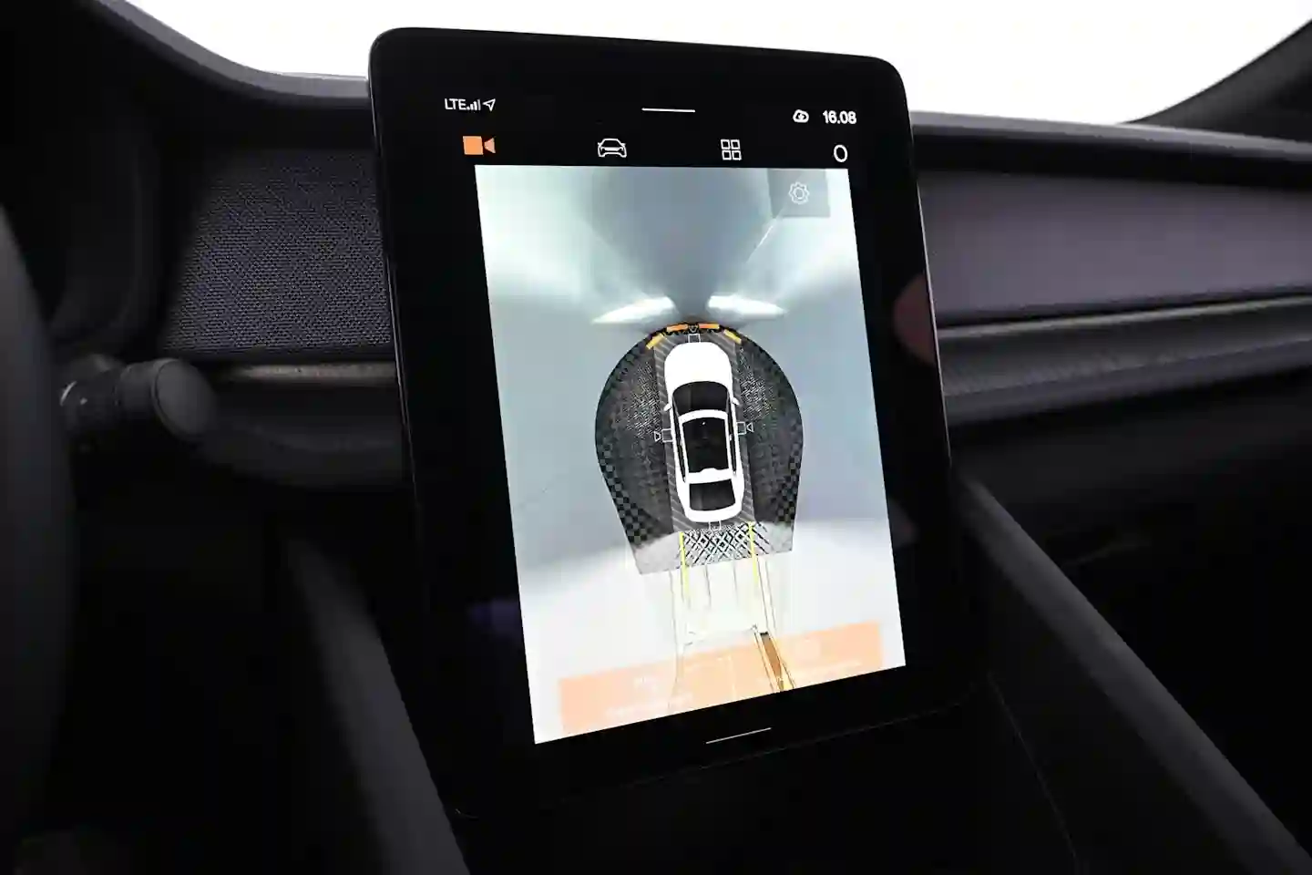 Car Image - 4r5aKZhoplGZQzOa5oYzGG