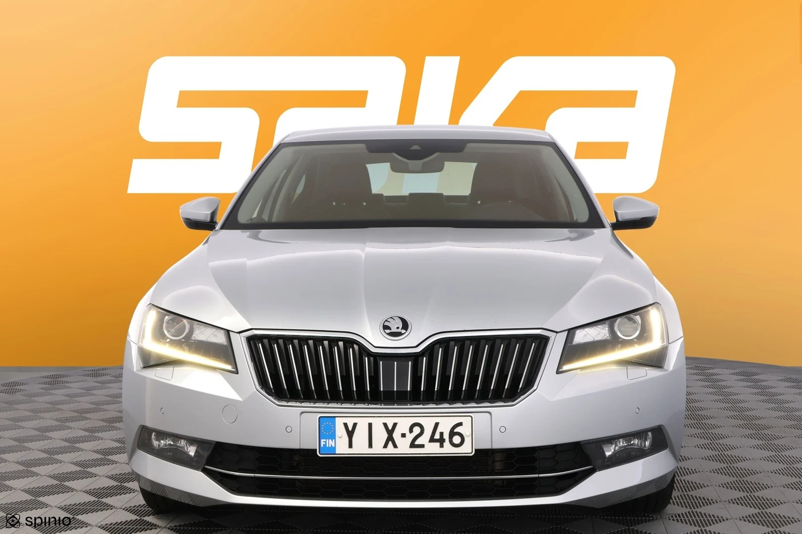 Car Image - gL70p8O1LgRdxLnnQ3AeD