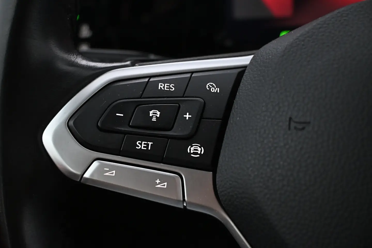 Car Image - 664UHQ4V7l3HPxwfVvtZOW