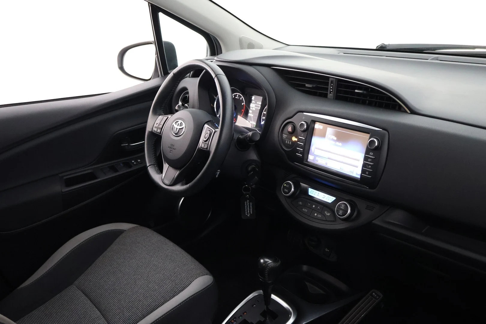Car Image - 5tORmpb4O5tQIbU3k32Em6