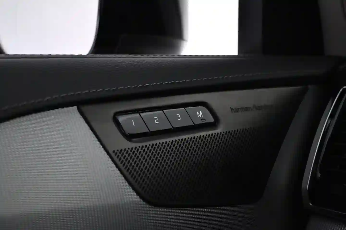 Car Image - walpfssrQ1bkXWC970ktq
