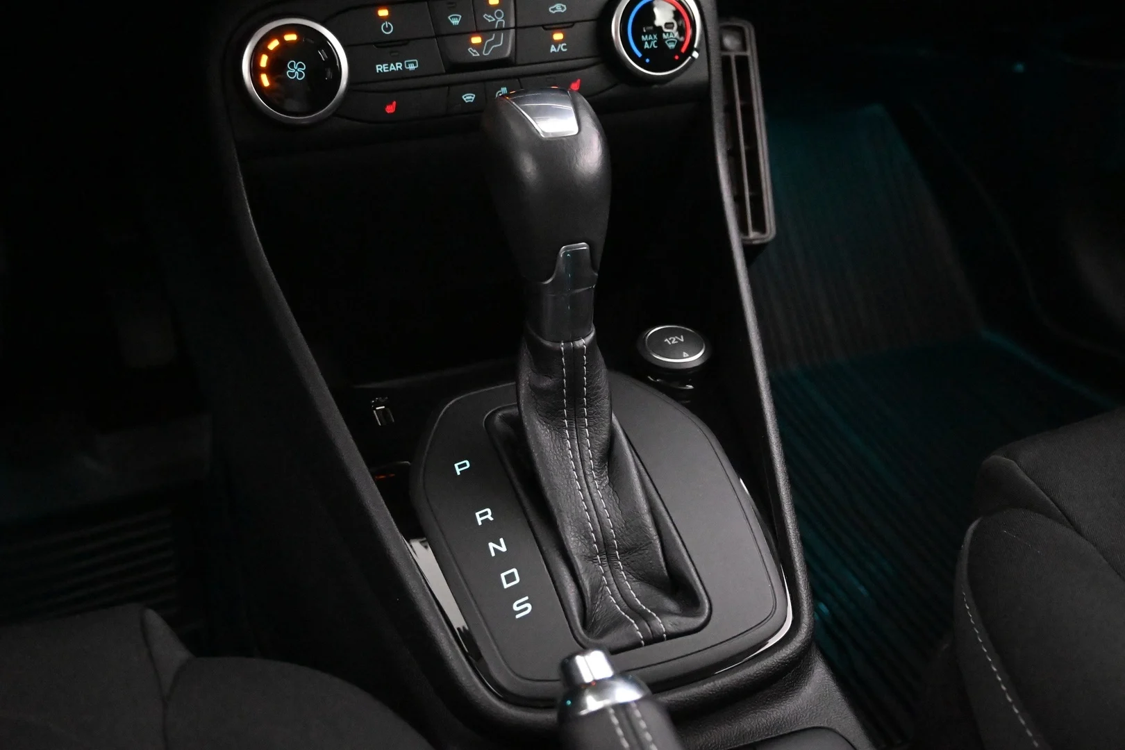 Car Image - 4nd2XhrLBQJyRC7DYUz5RB