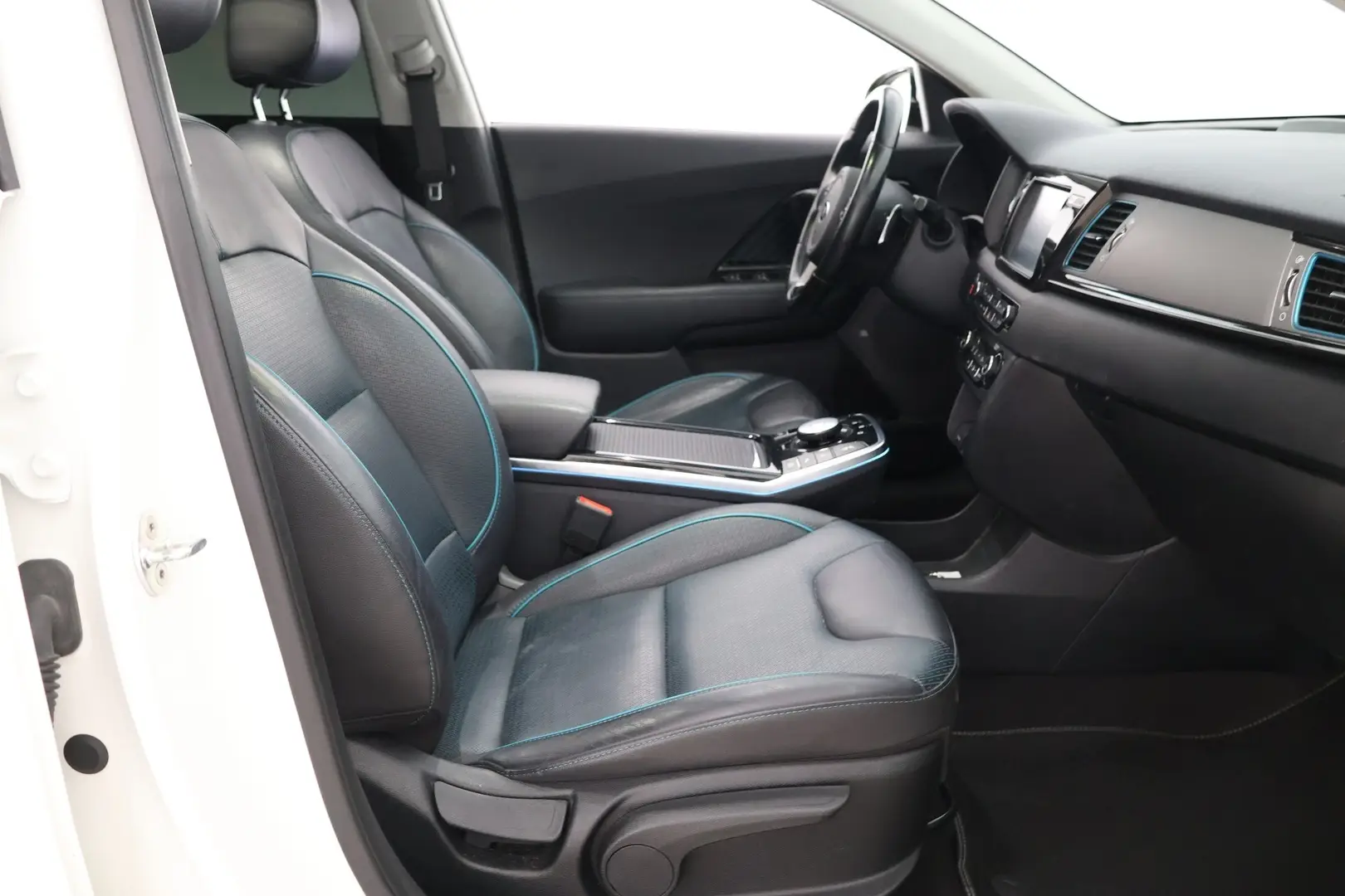 Car Image - 14uESrhtJrsBuOifHDtYnE