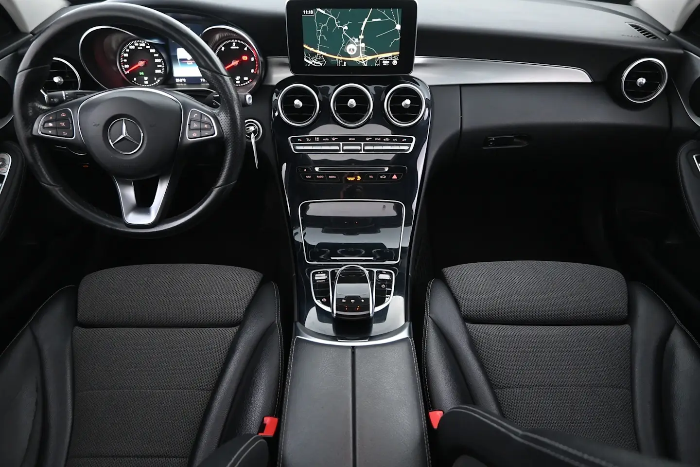 Car Image - 4wfb0NBcw5hYiir0A8eMgV