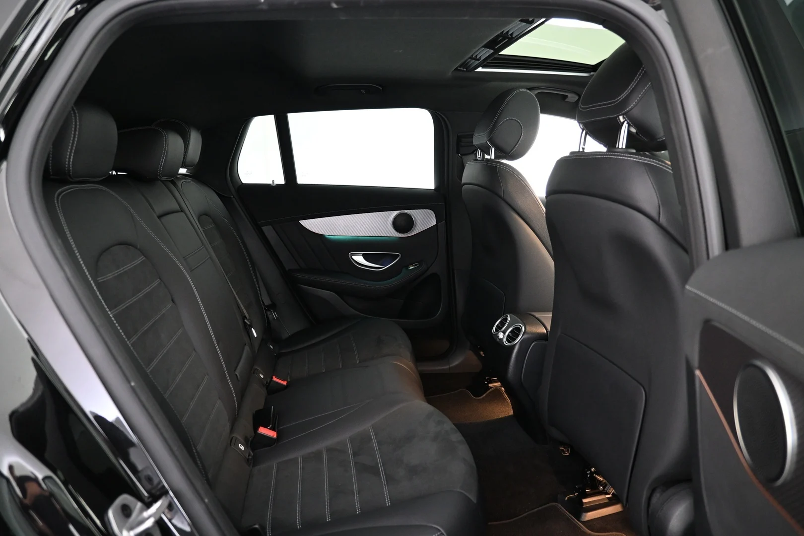 Car Image - 73TCnFMRFnJsXE28Ao4jlQ