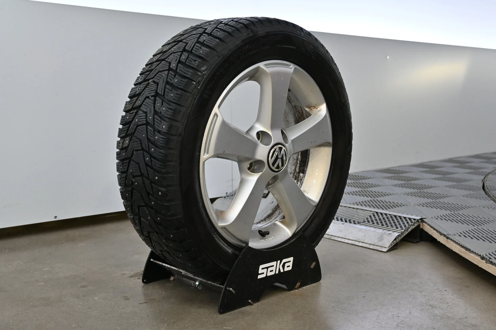 Car Image - 5lHihyGSVuJAWPEPVHQ7ve
