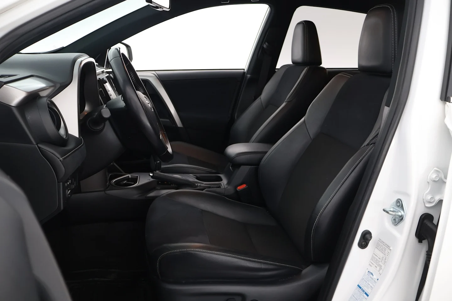 Car Image - 33u21X6WCk7S8zOY34Rl8C