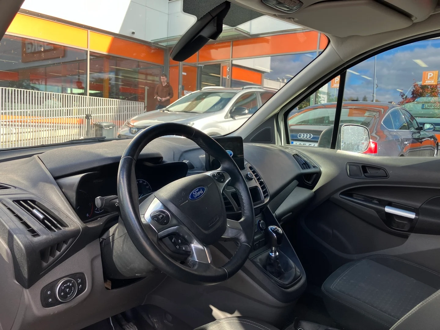 Car Image - 3LbxZJcWyfAsbAGRDCTQas