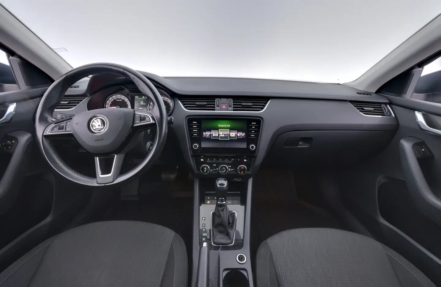 Car Image - 6PezX2iC1PM0WQ5Nz7xQdH