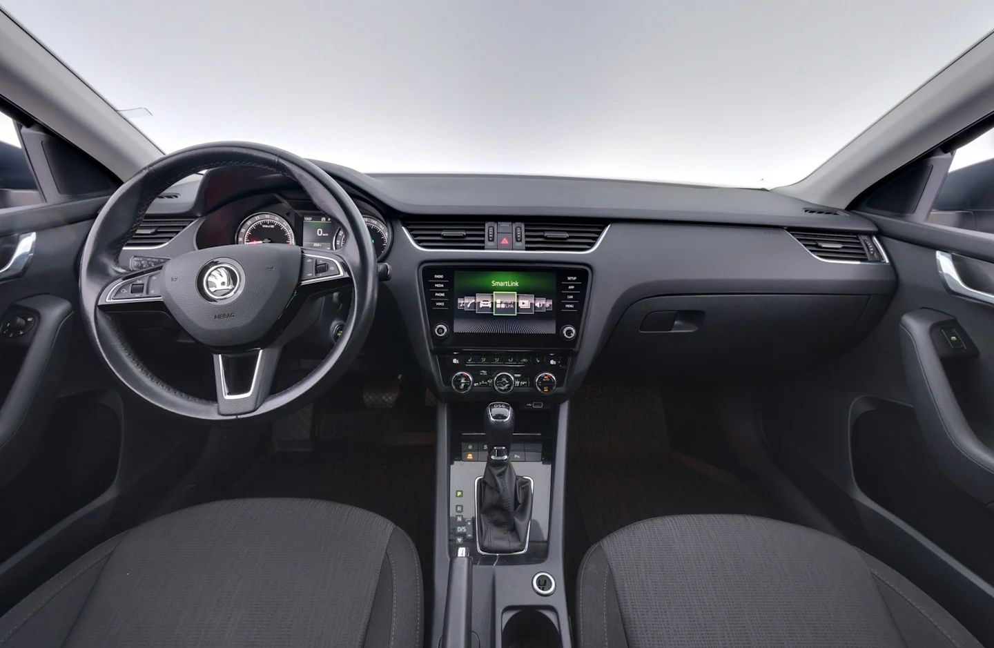 Car Image - 6PezX2iC1PM0WQ5Nz7xQdH