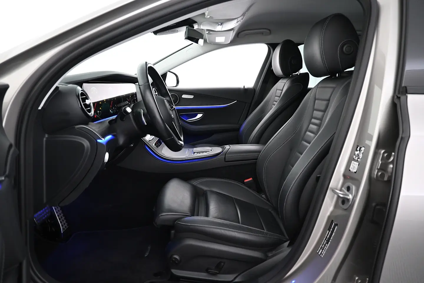 Car Image - 3PQm1YkJIRgl0e9BLc75BP