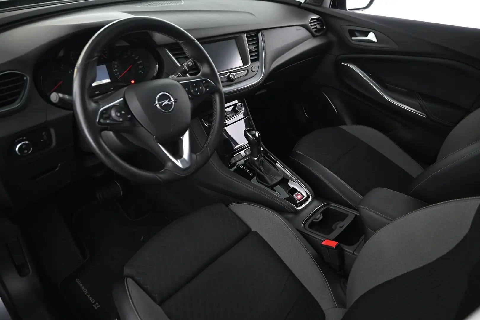 Car Image - 3XTe5u854KaV1hoi4eLIH