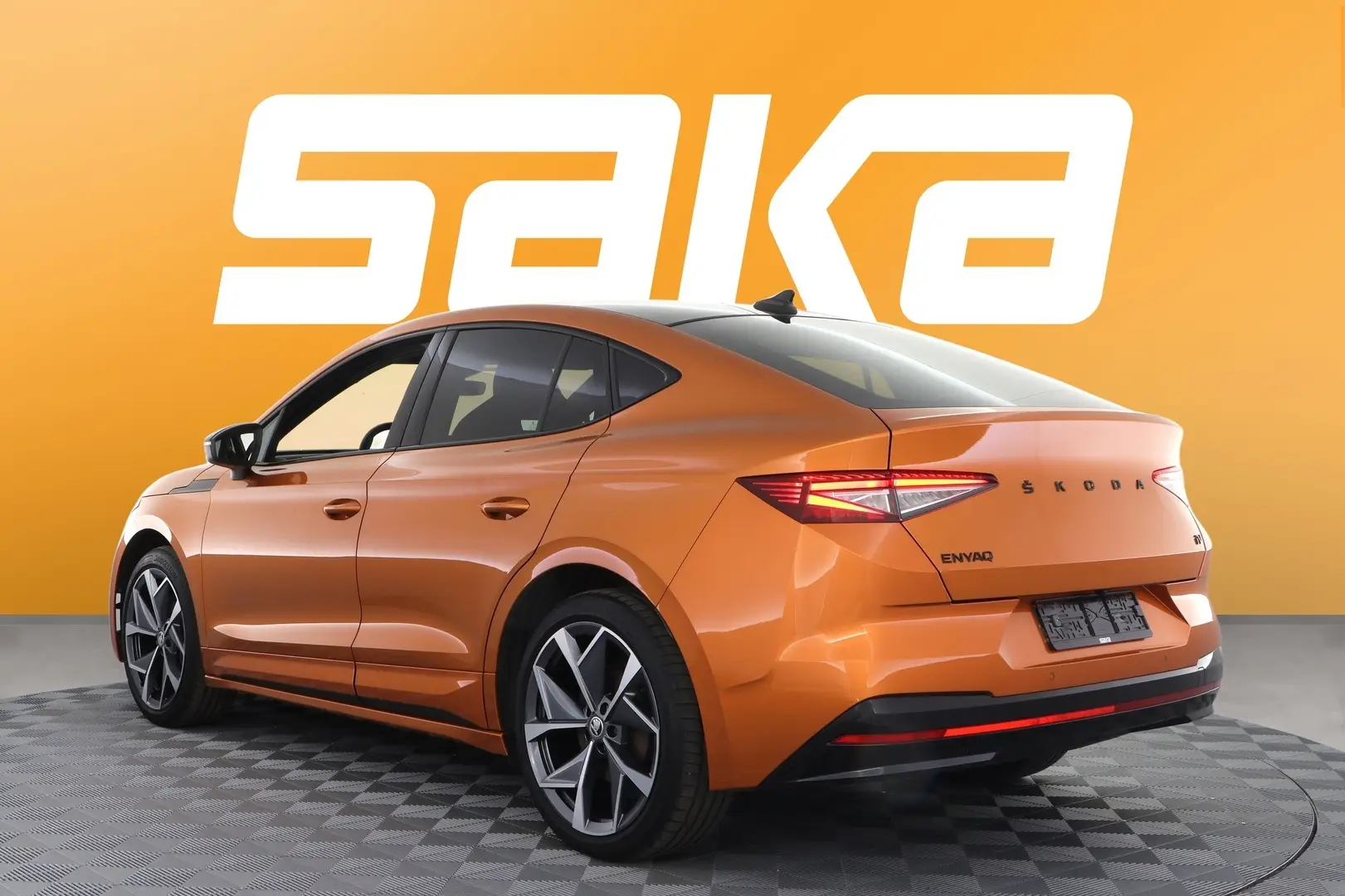 Car Image - 6fmWmKaAWtnI4s317w2a6t