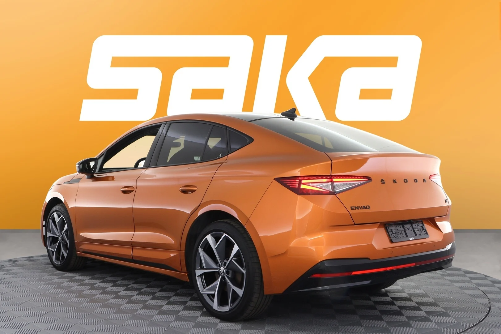 Car Image - 6fmWmKaAWtnI4s317w2a6t