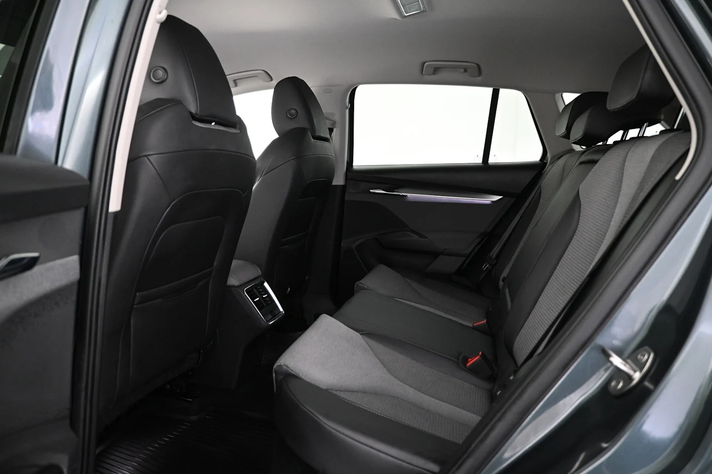 Car Image - 1PSX3bi7CgrENQ50aSfcQr