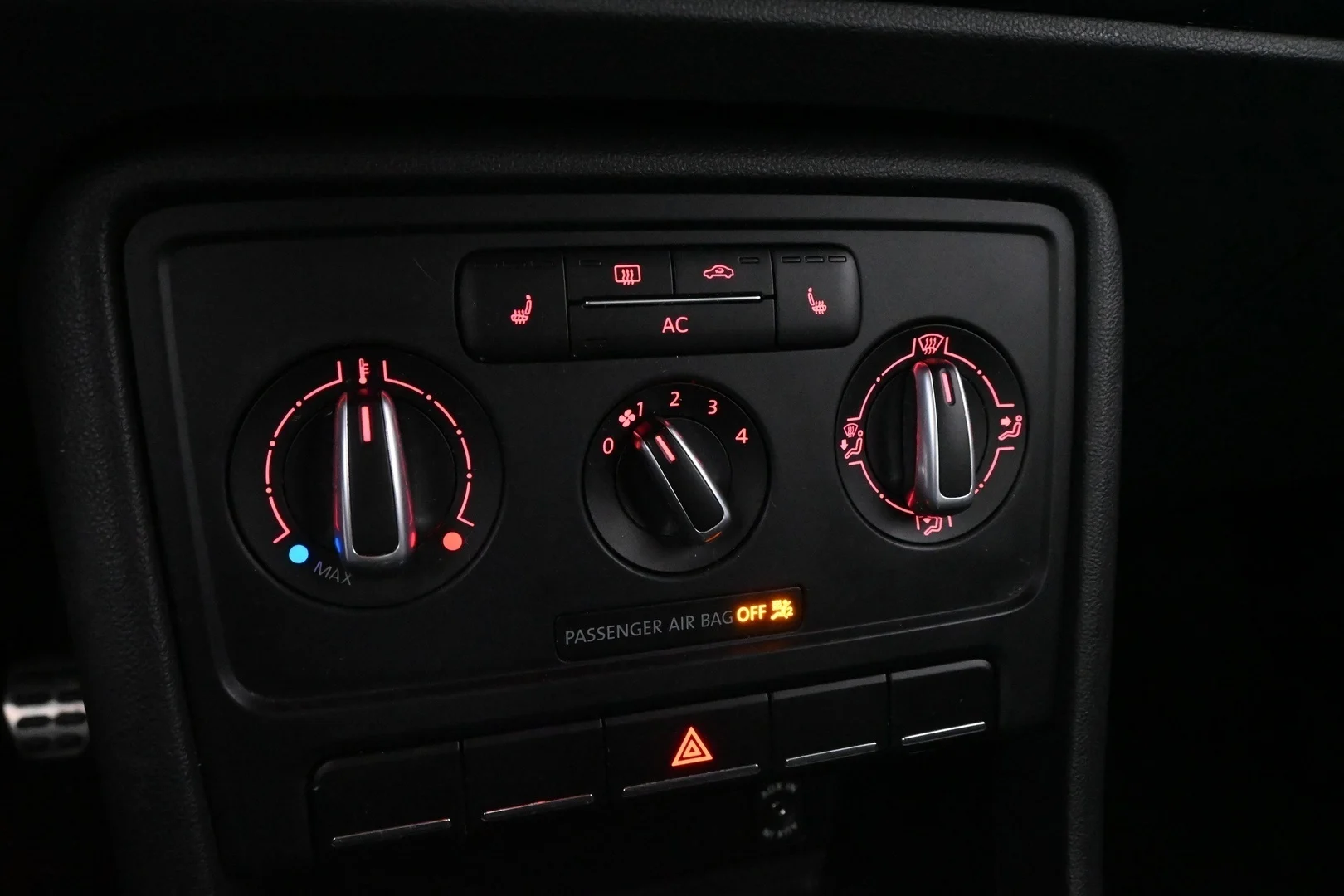 Car Image - qgb6gzpQIPtT3bHaA6Uwz