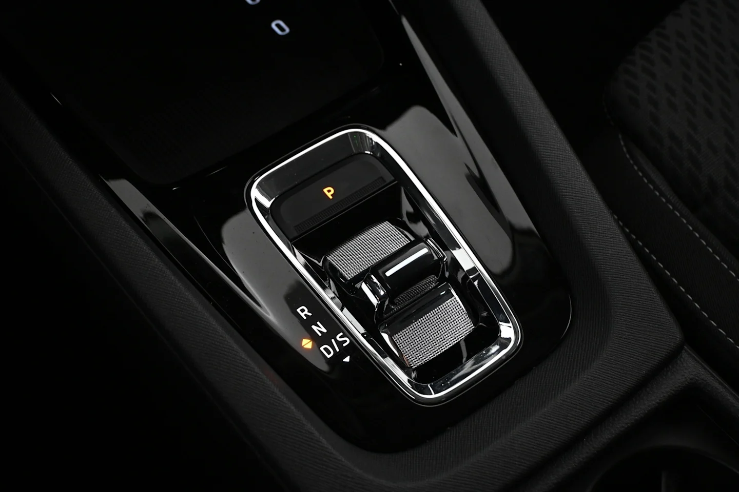 Car Image - 4y2LywpNCdKCBHrTzgkqak