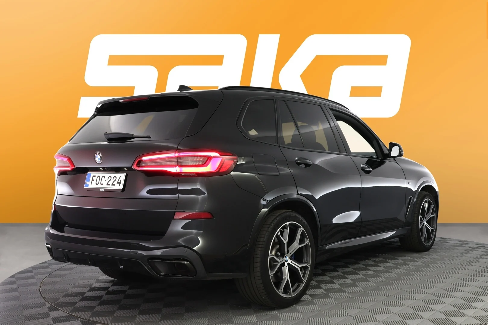Car Image - 71UhdXTve9FuWKnvayGiFE