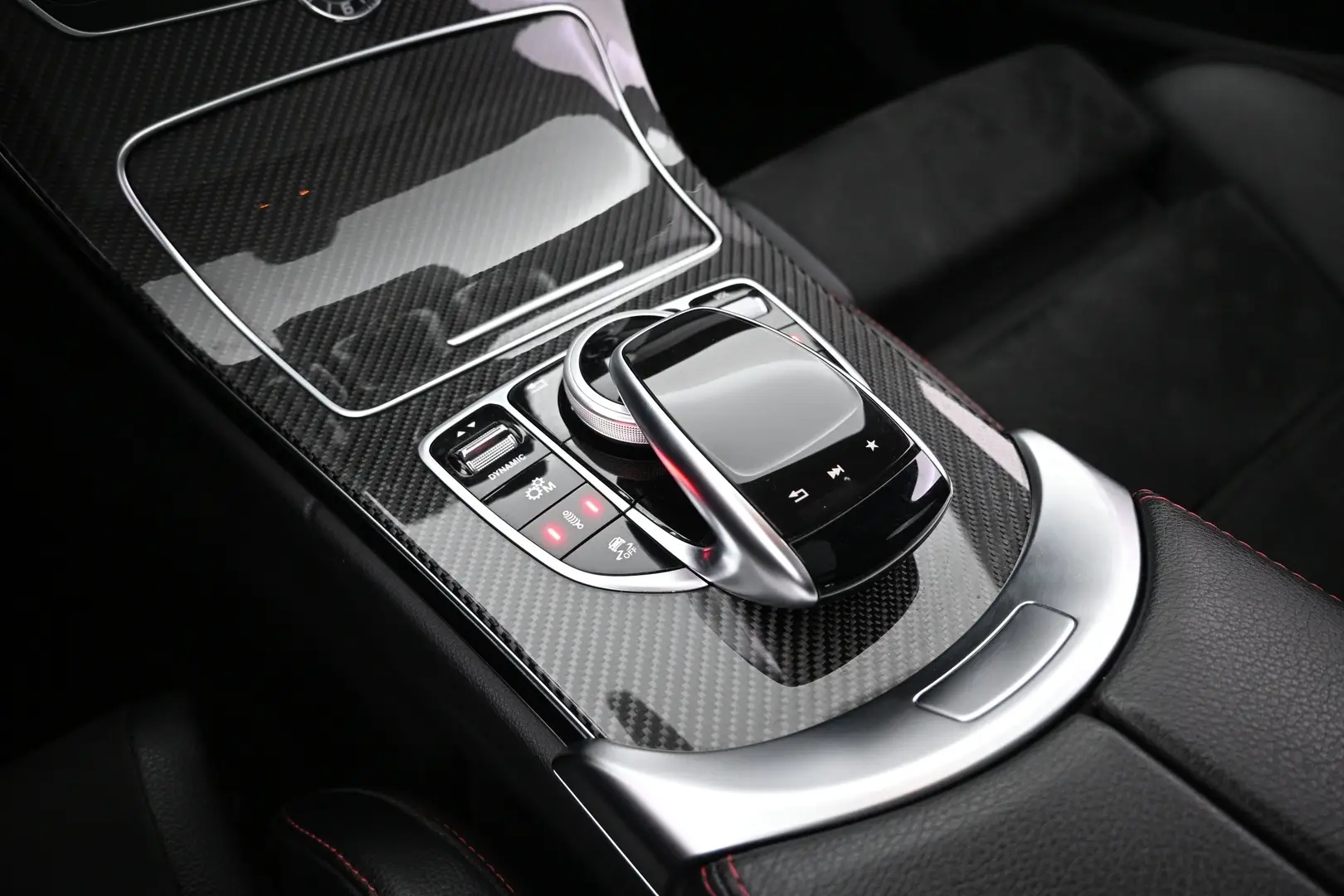 Car Image - 4MAK0eBjCSPmi7L7eEWI93