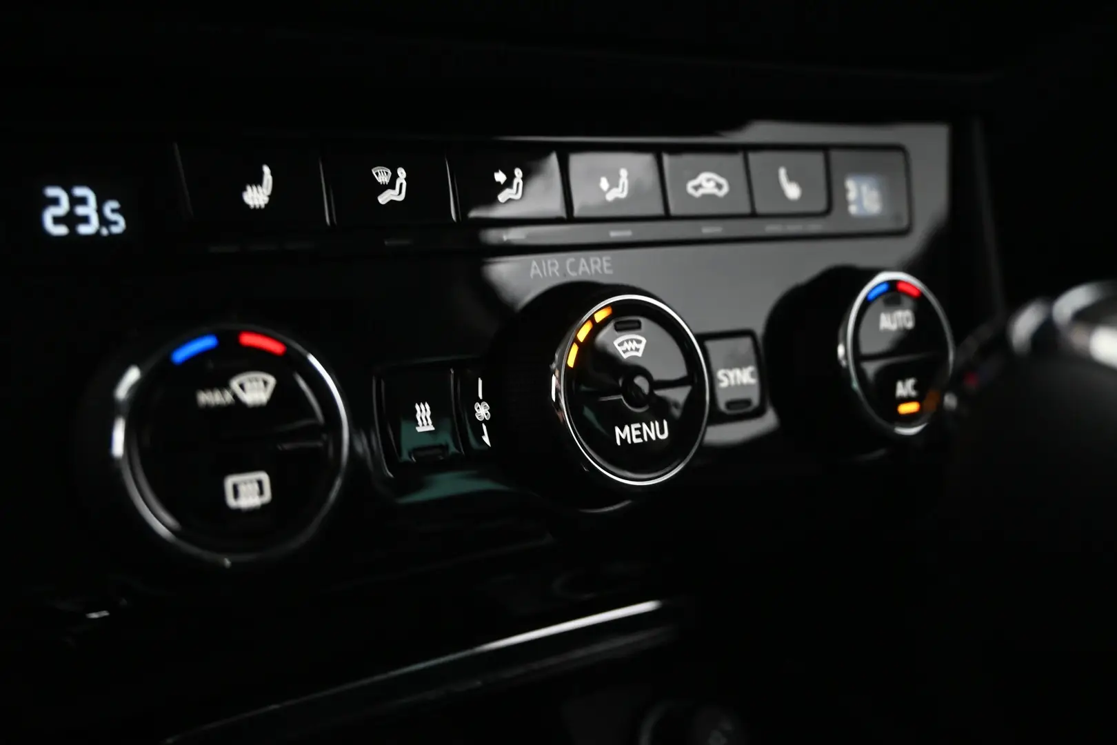 Car Image - 4pcGifHvjQoyo8zvudFfIZ