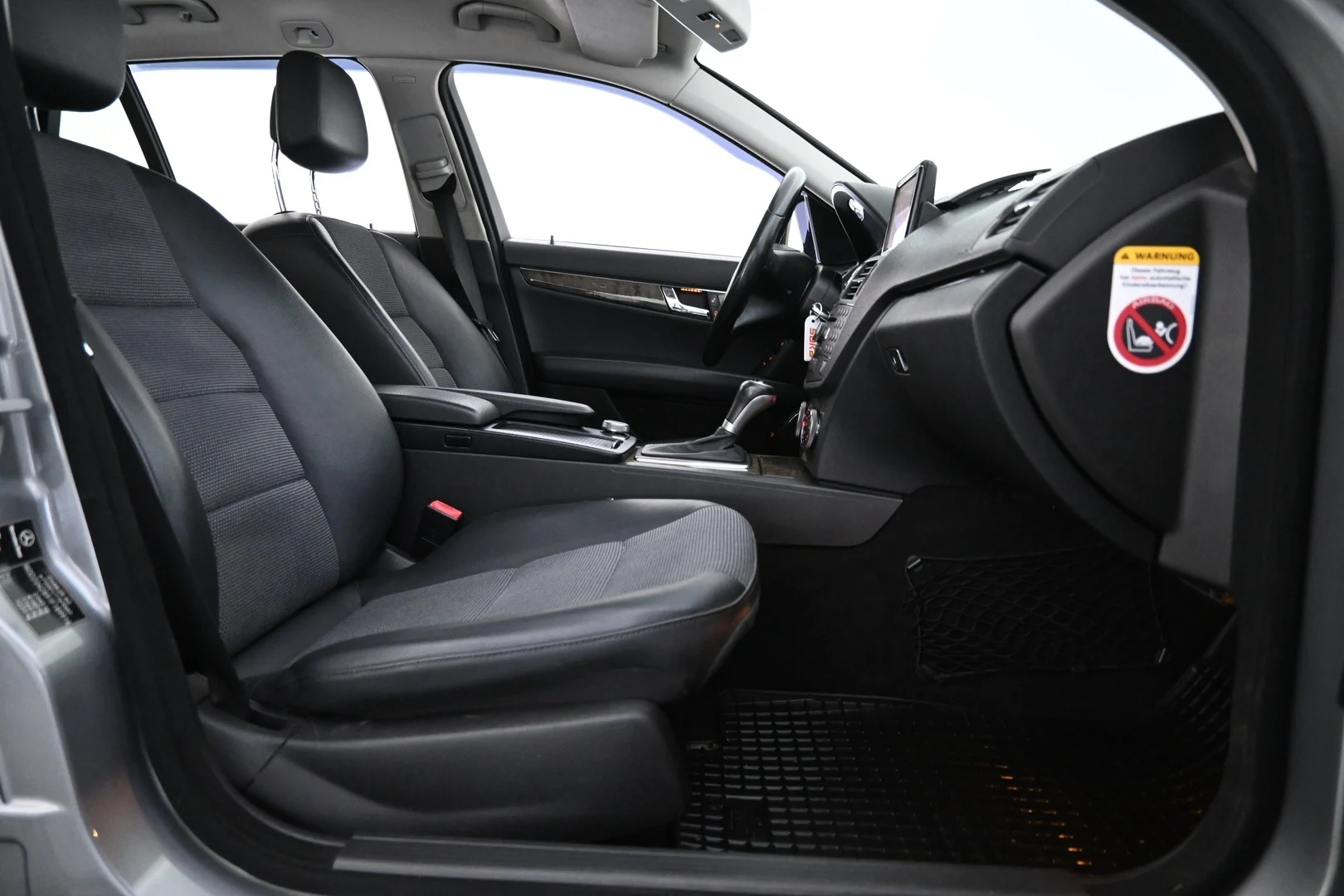 Car Image - 1ZM6sRaNxKABA1Ia3AZsdp