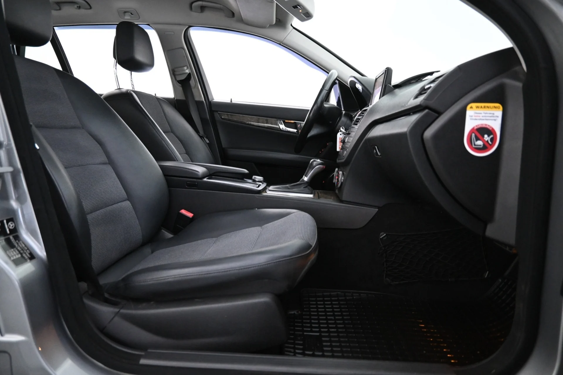 Car Image - 1ZM6sRaNxKABA1Ia3AZsdp