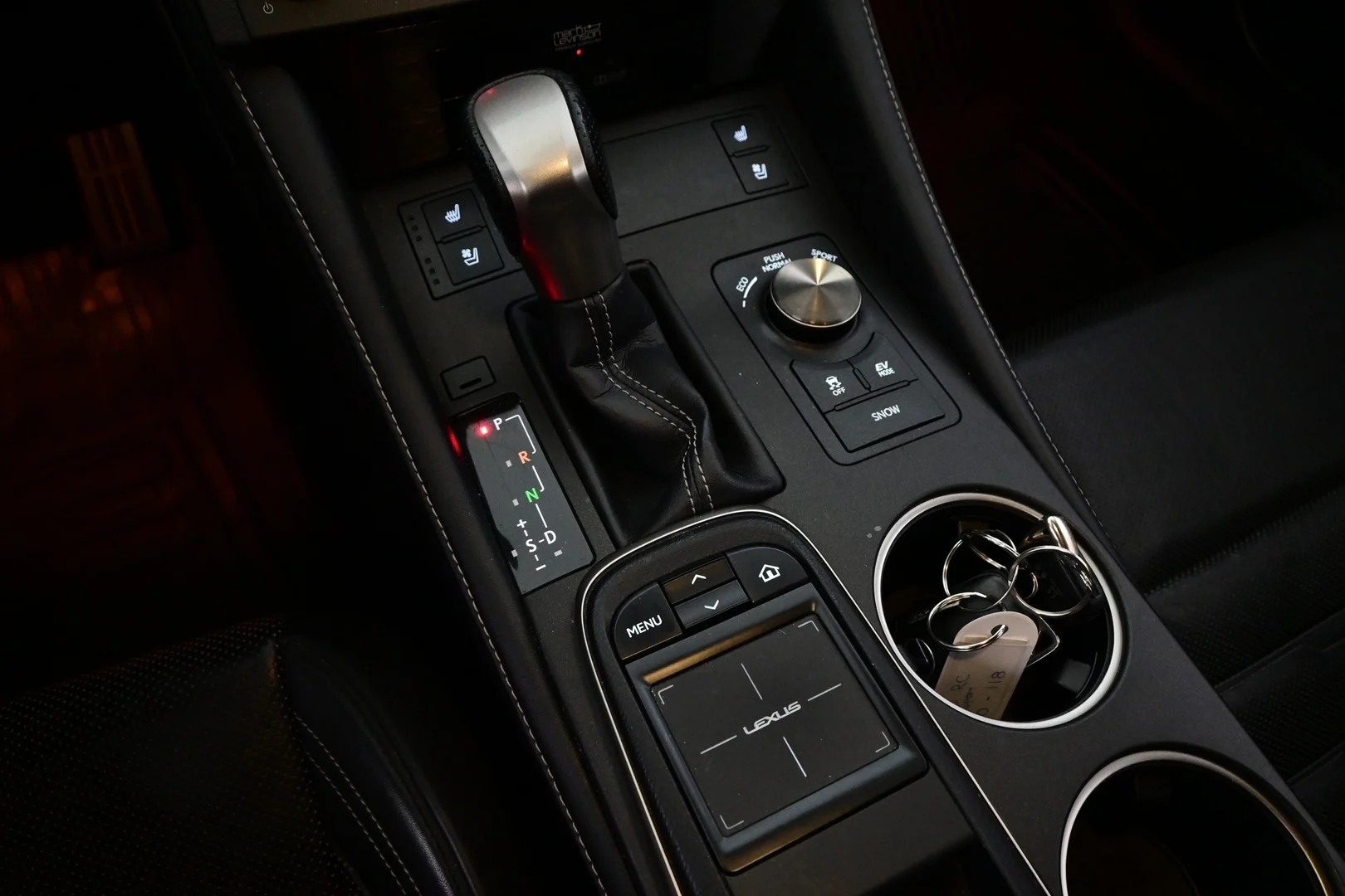 Car Image - 6fKwNo8fVVPq22Mnk8V92n