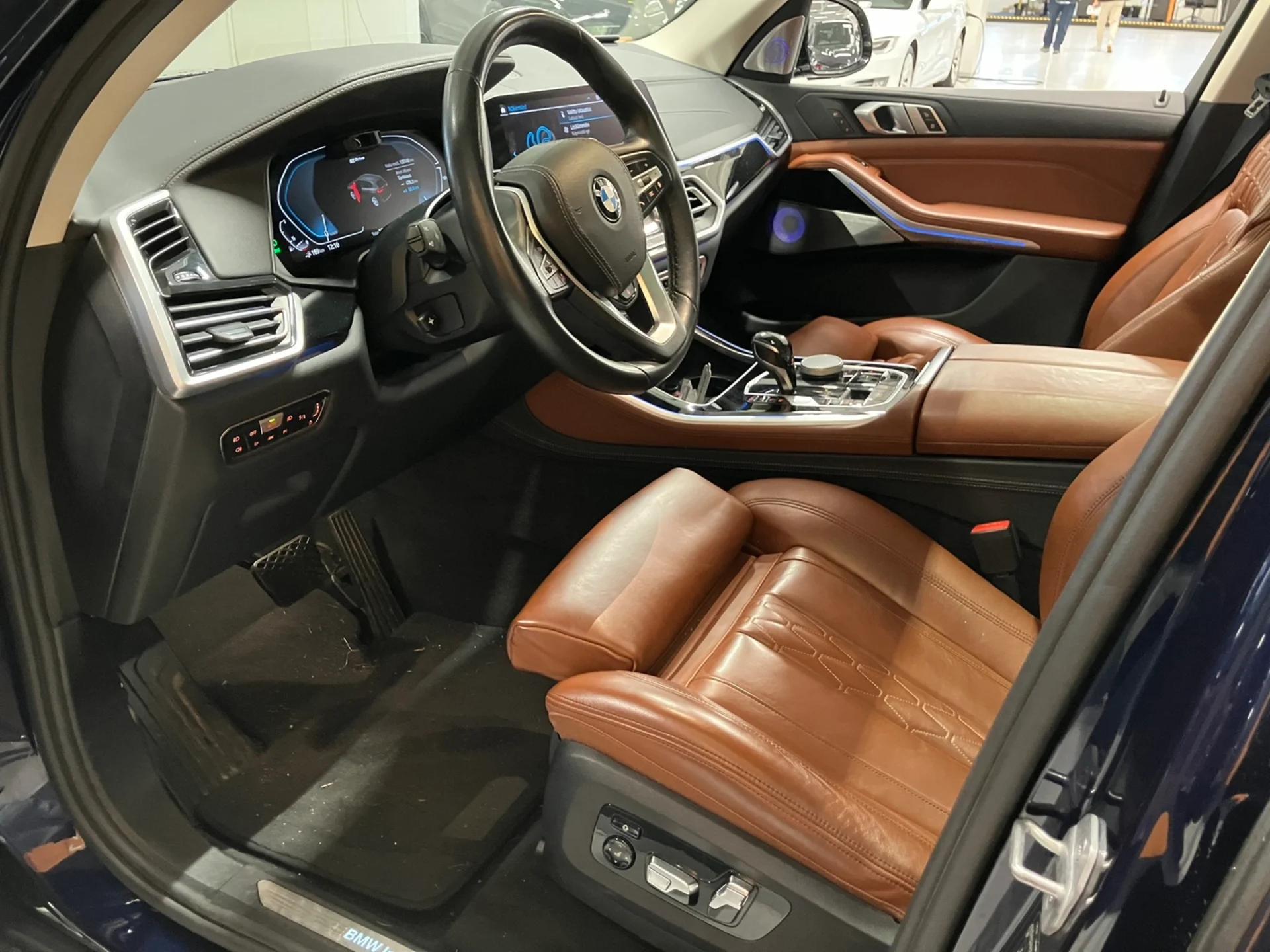 Car Image - 6a6G32rnsuOITWlzlnkyGs