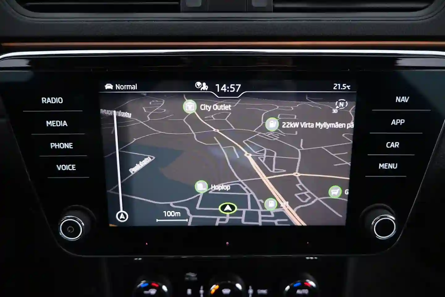 Car Image - 5P0LnYXkrEtlGct9WYMtRX
