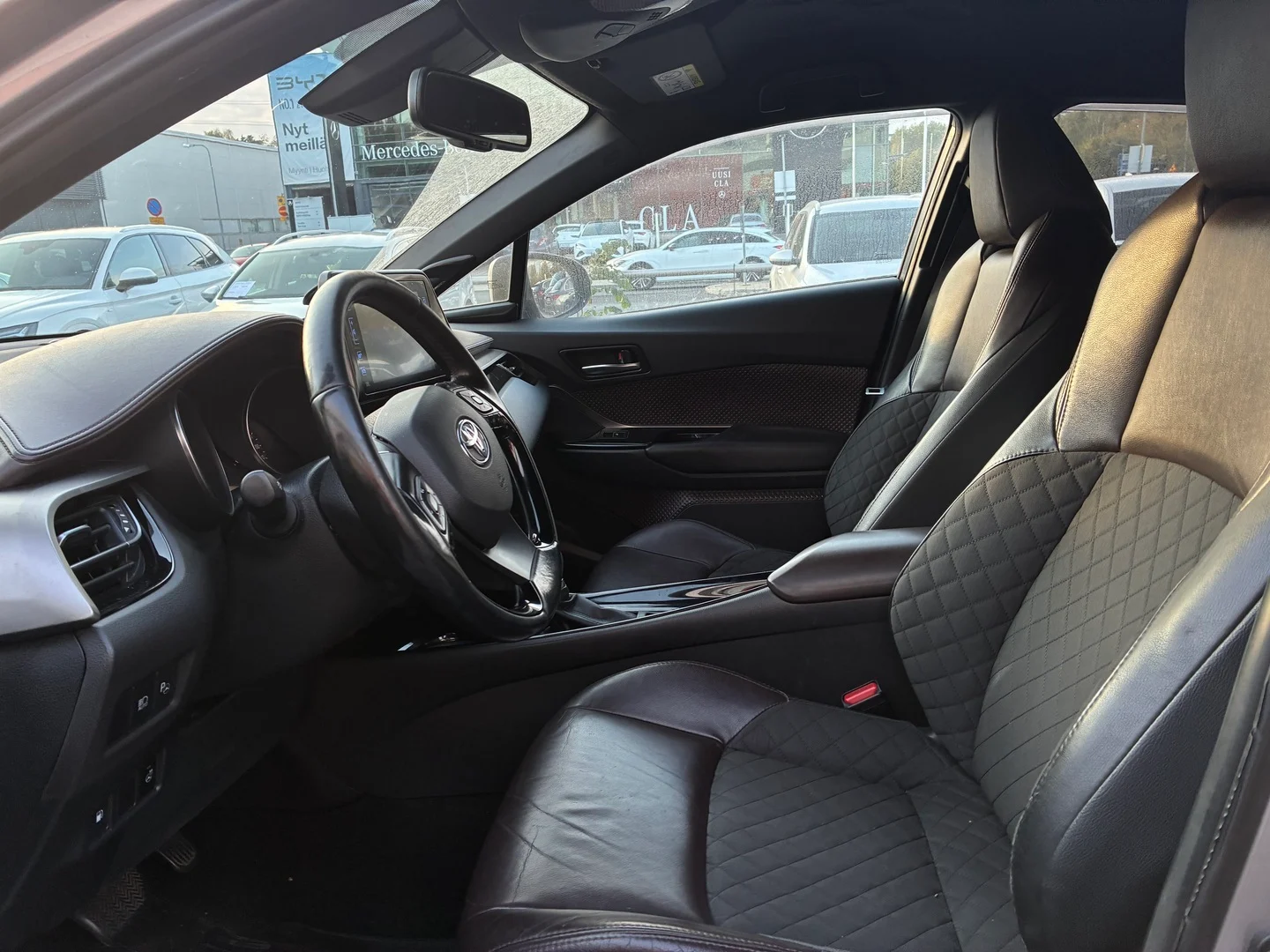 Car Image - 4htQpP3e2WLcTO0tBqv9qp